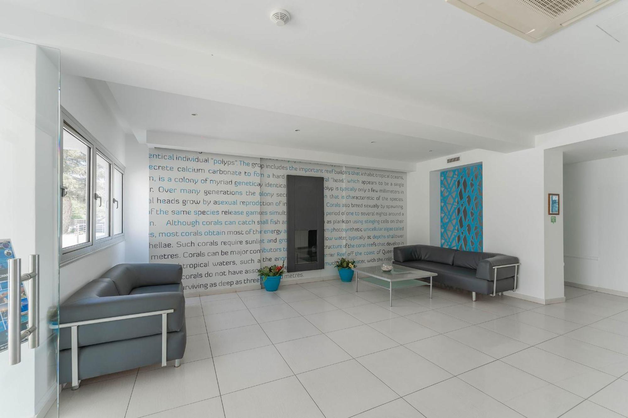 Apartment Victoria Protaras Bagian luar foto